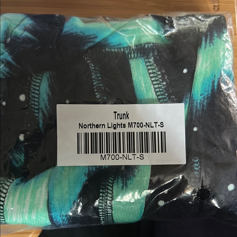 Meundies men’s trunks size small Northern lights print. New in package.
